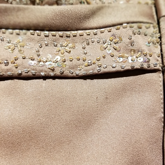 CoutureCollection Formal Gown size 10 (D9189) - Picture 5 of 7